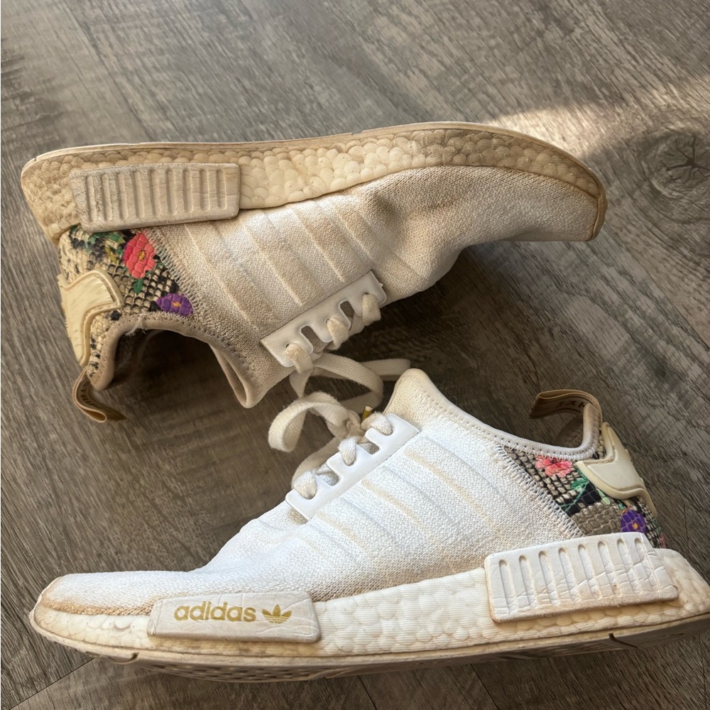 WOMENS ADIDAS NMD SHOES